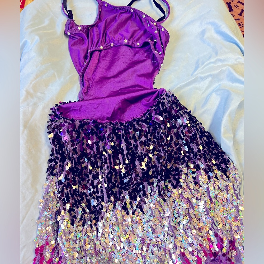 This is a dance costume I am selling for my friend